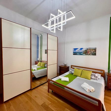 Casa Vacanze 5 Terre Express ลาสเปเซีย ภายนอก รูปภาพ