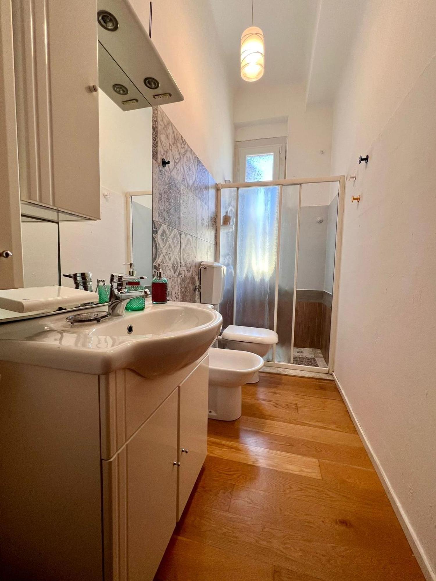 Casa Vacanze 5 Terre Express ลาสเปเซีย ภายนอก รูปภาพ